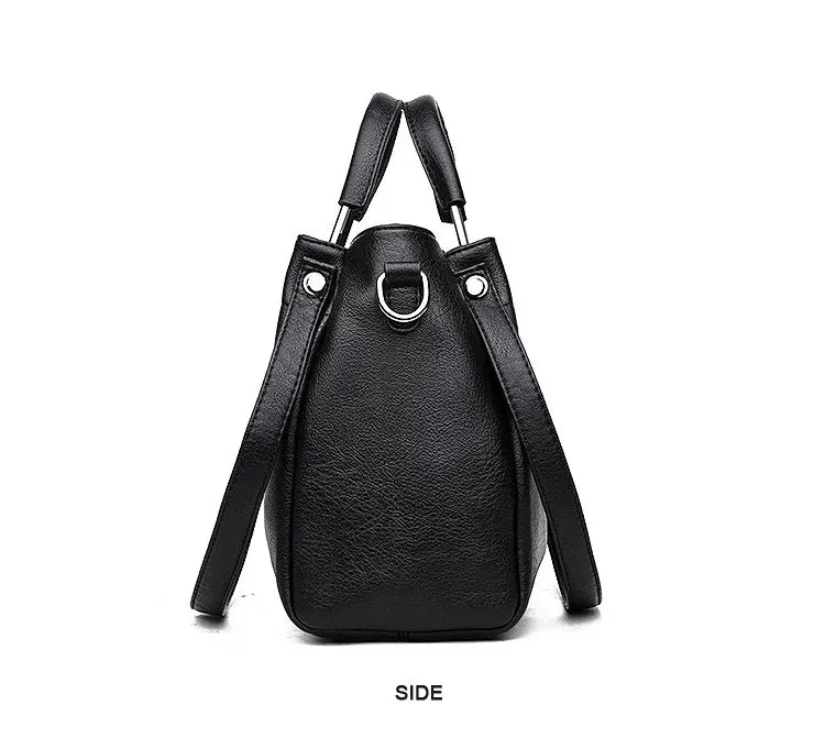 Sophisticated Bag with a Clean Classic Look