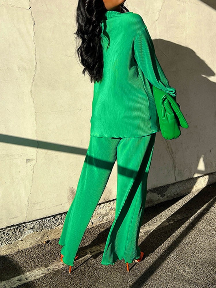 Beautifully Finished Garment in a Timeless Design