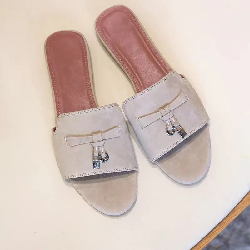 Chic Orthopedic Mules with Unique Design