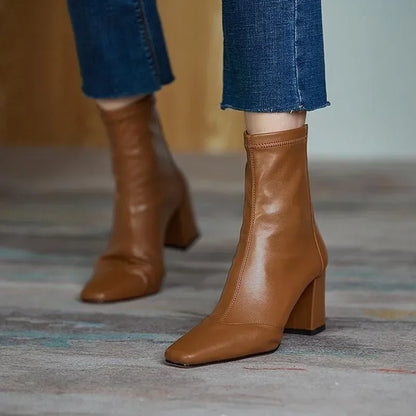 Graceful Orthopedic Boots for Modern Look