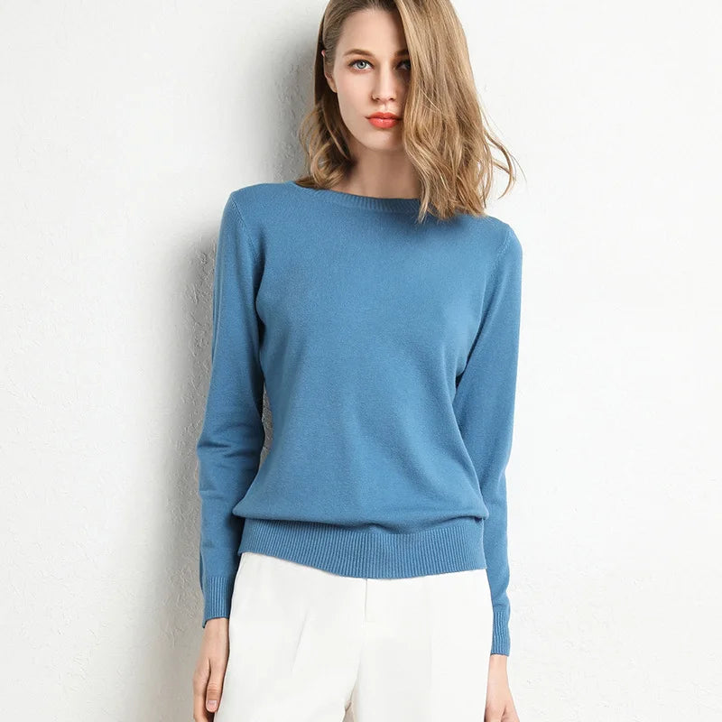 Elegantly Styled Pullover for Everyday Wear