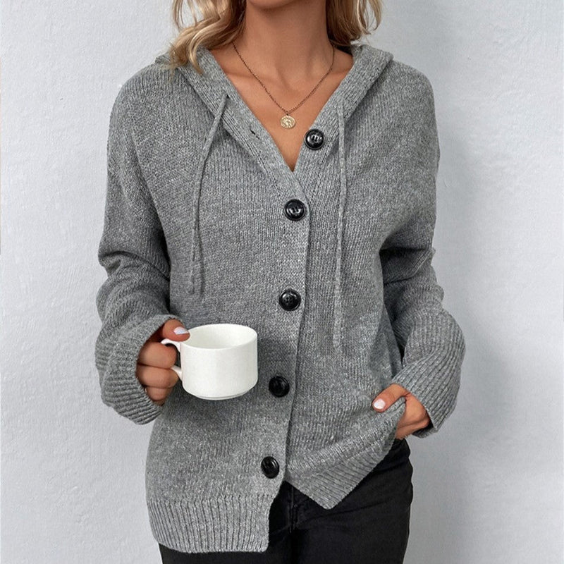 Well Tailored Sweater with a Graceful Silhouette