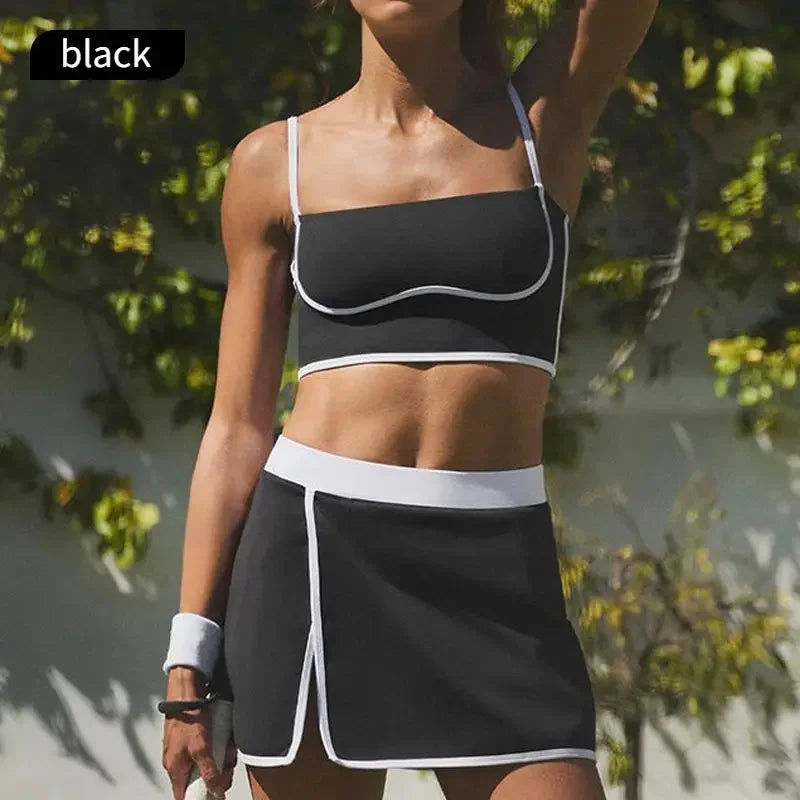 Well Tailored Top with a Graceful Silhouette