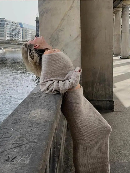 Gracefully Styled Sweater for Any Occasion