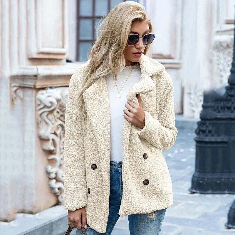 Elegantly Styled Coat for Everyday Wear