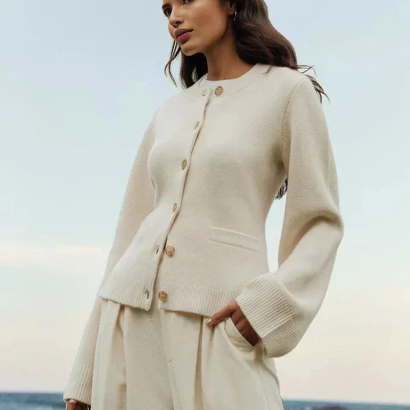 Classic Vintage & Enduringly Stylish Cardigan