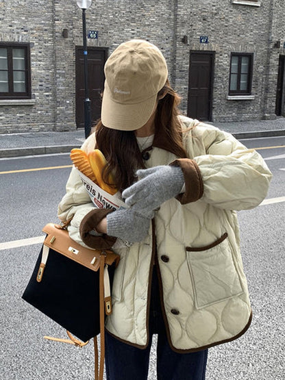 Effortlessly Elegant Coat with a Timeless Design
