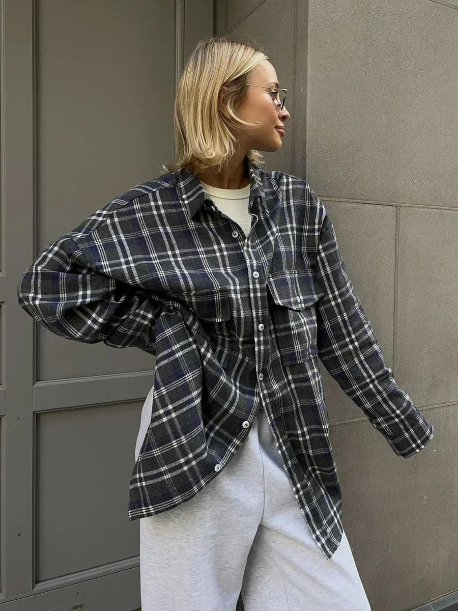 Sophisticated Blouse with a Clean Classic Look