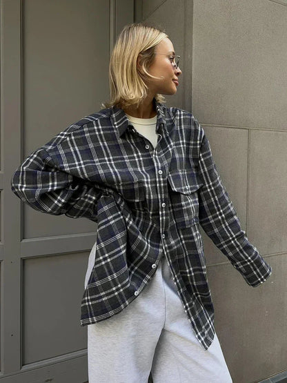 Sophisticated Blouse with a Clean Classic Look