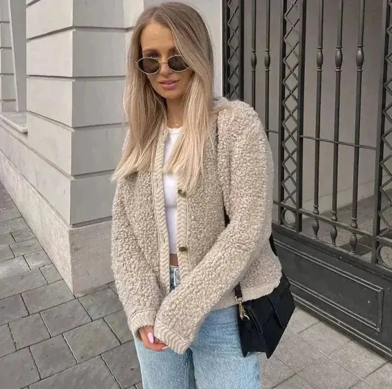 Beautifully Finished Jacket in a Timeless Design