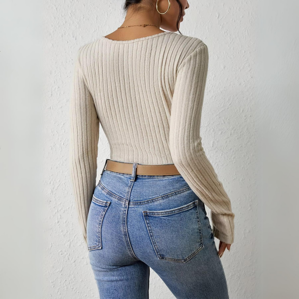 Sophisticated Garment with a Clean Classic Look