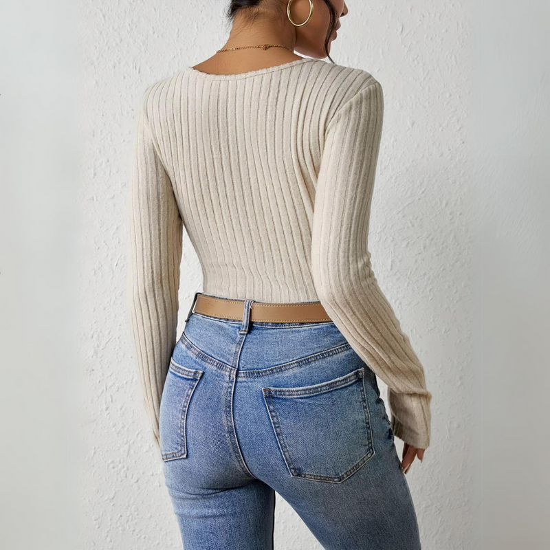 Sophisticated Garment with a Clean Classic Look