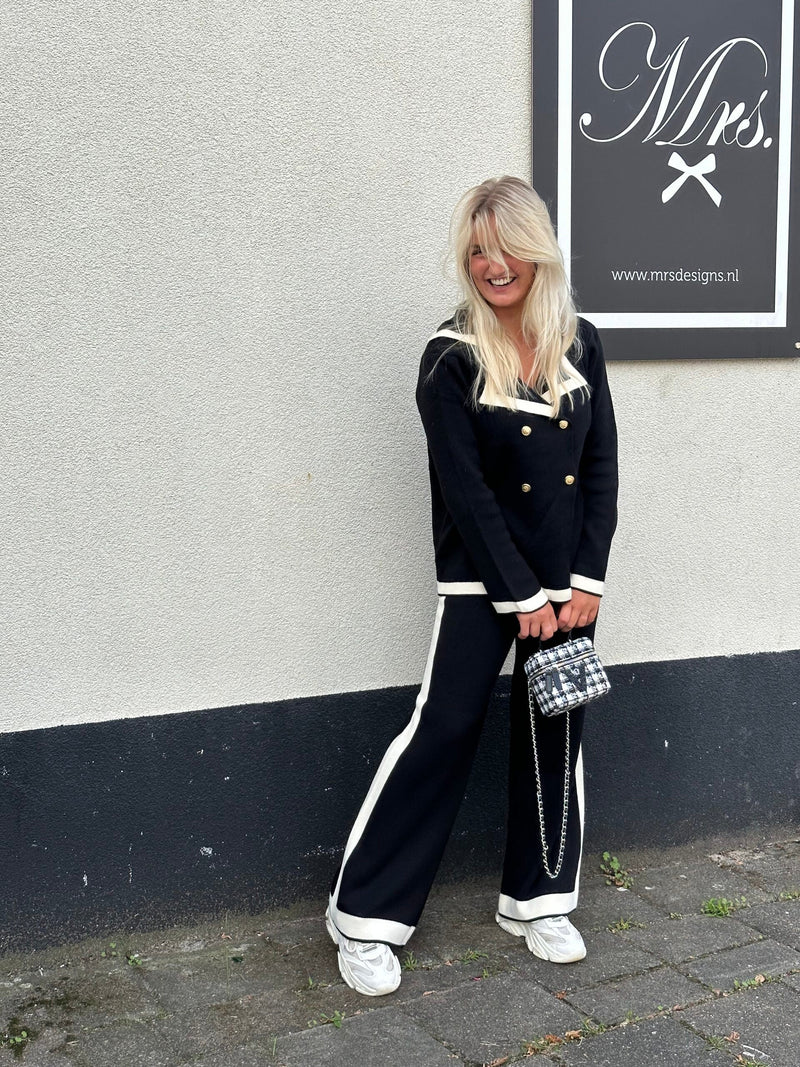 Sophisticated Garment with a Clean Classic Look
