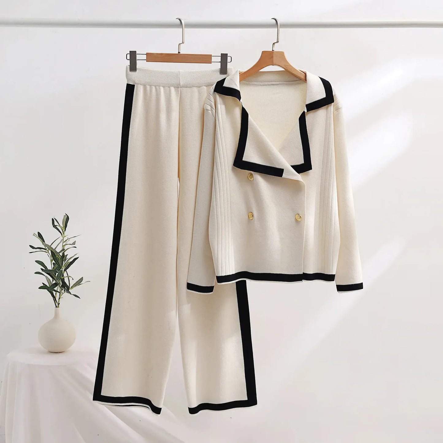 Sophisticated Garment with a Clean Classic Look