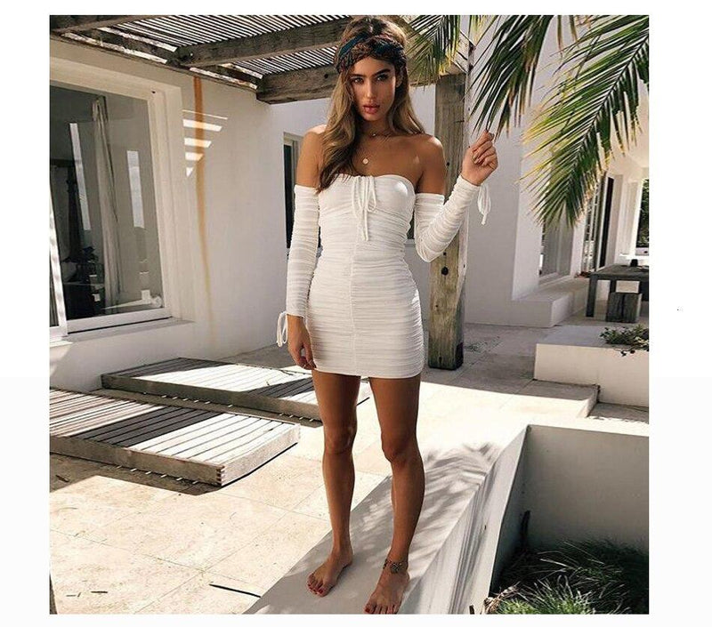 Effortlessly Elegant Dress with a Timeless Design