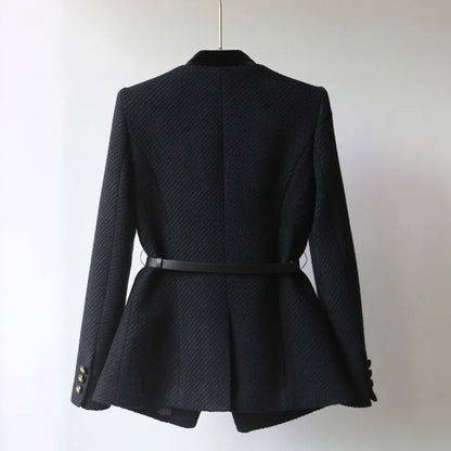 Beautifully Finished Coat in a Timeless Design
