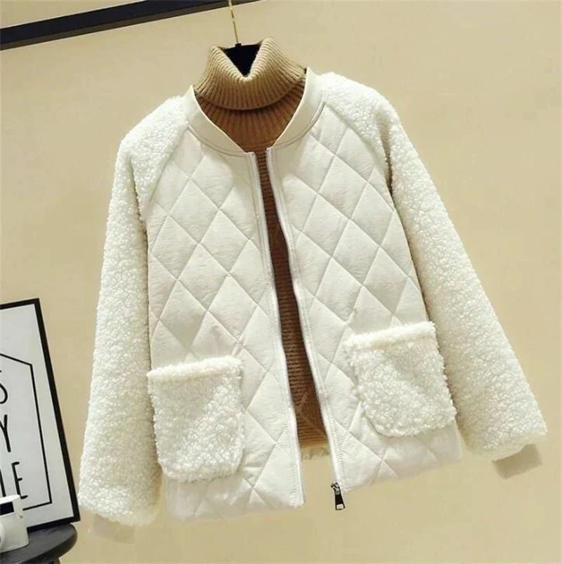 Beautifully Finished Coat in a Timeless Design