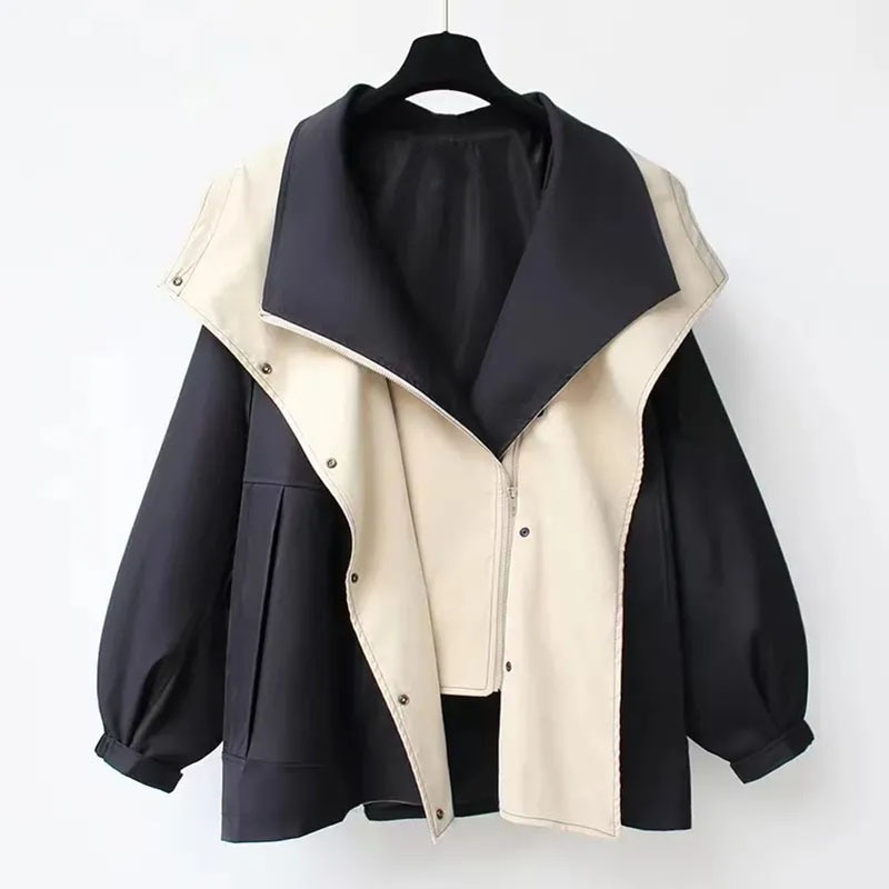 Effortlessly Elegant Coat with a Timeless Design