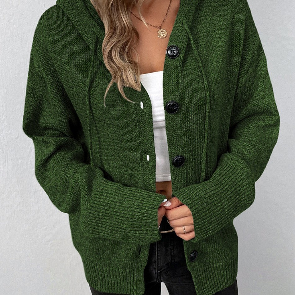 Well Tailored Sweater with a Graceful Silhouette