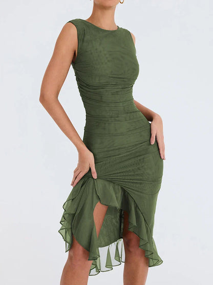 Beautifully Crafted Dress in a Classic Style