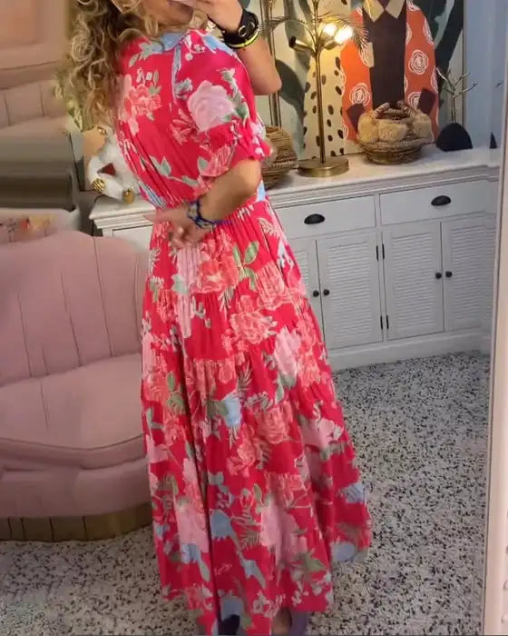 Effortlessly Elegant Dress with a Timeless Design