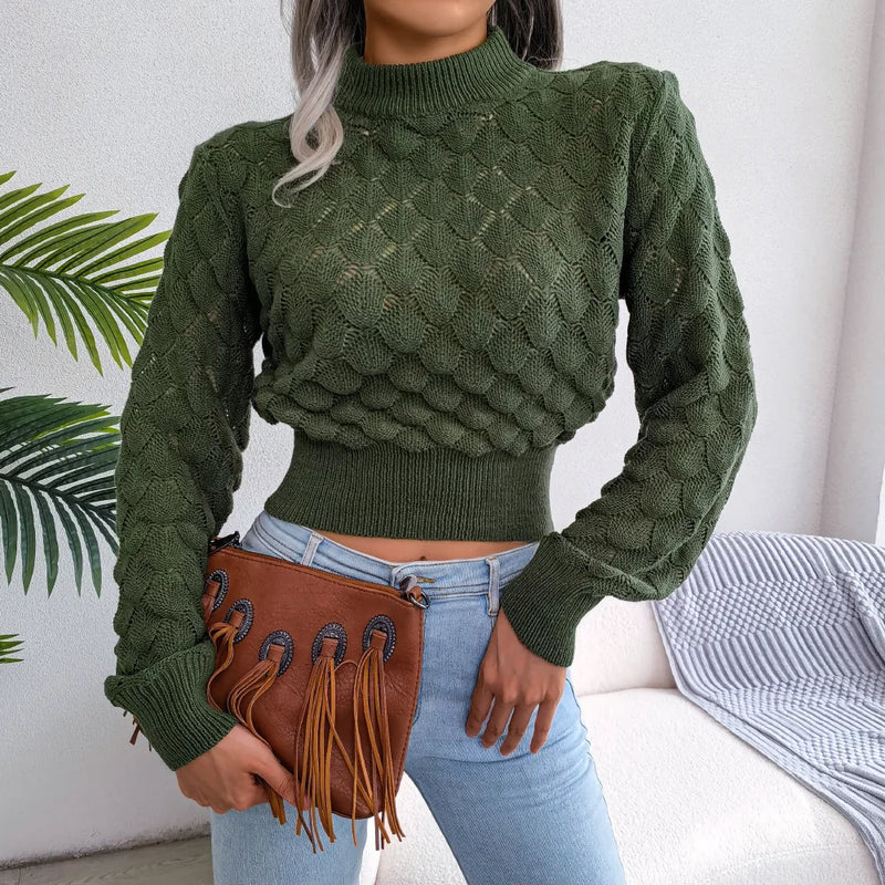 Well Tailored Top with a Graceful Silhouette