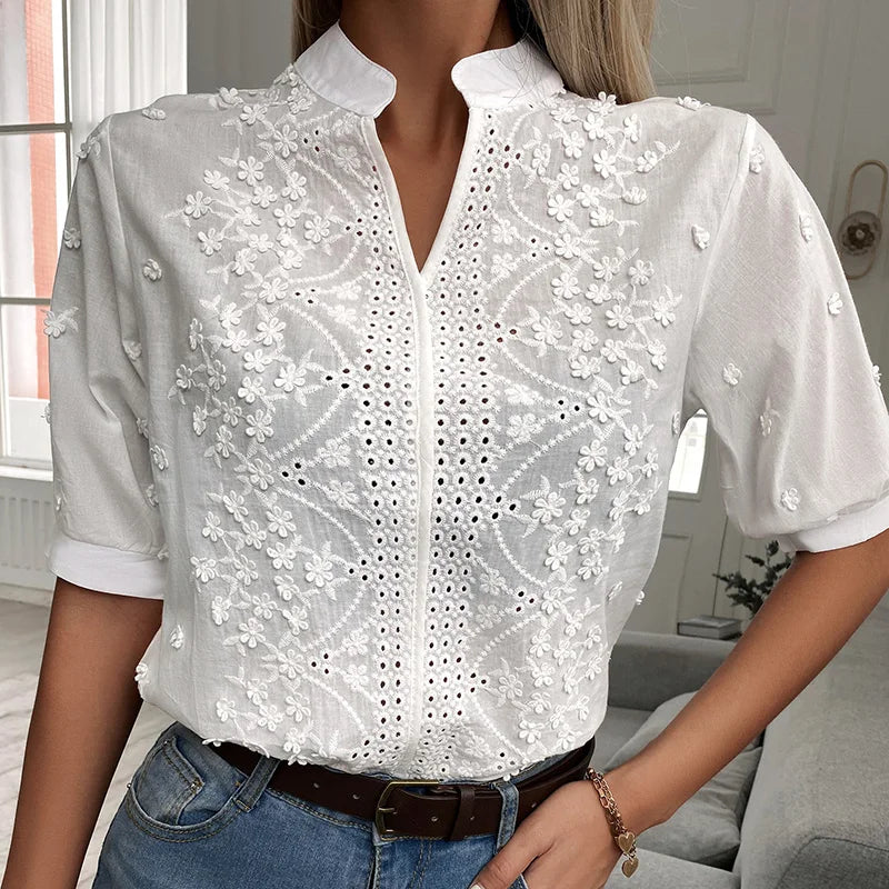 Elegantly Styled Blouse for Everyday Wear