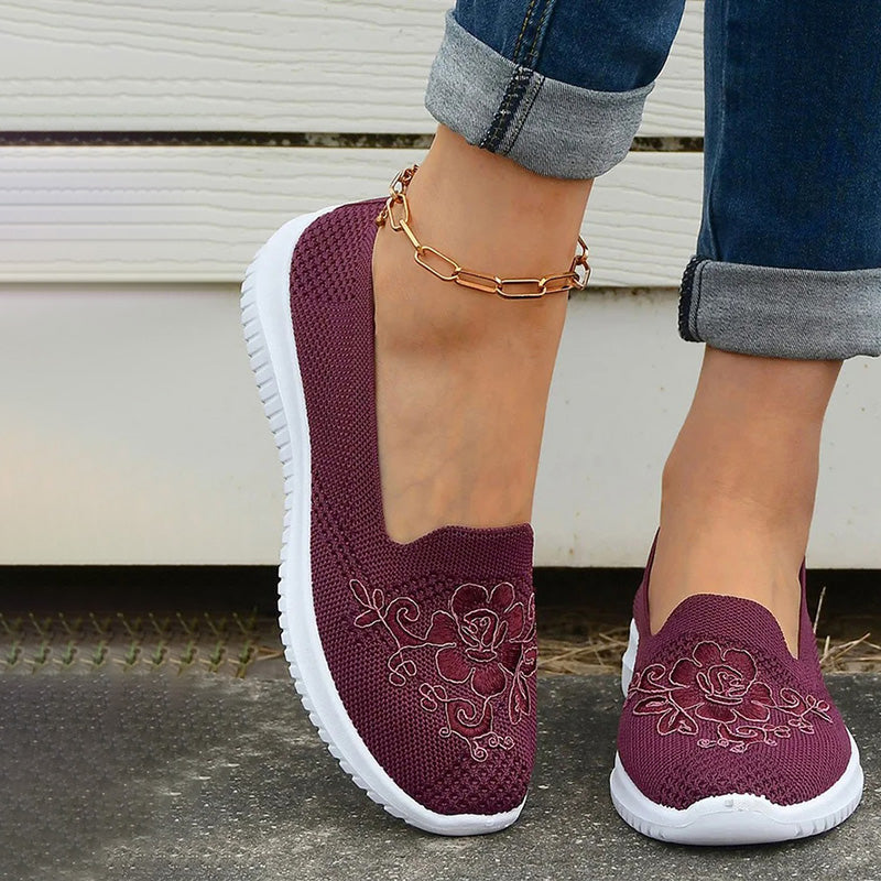 Graceful Orthopedic Shoes for Modern Look