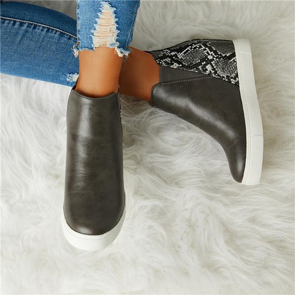 Graceful Orthopedic Boots for Modern Look