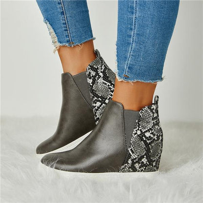 Graceful Orthopedic Boots for Modern Look