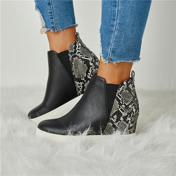 Graceful Orthopedic Boots for Modern Look