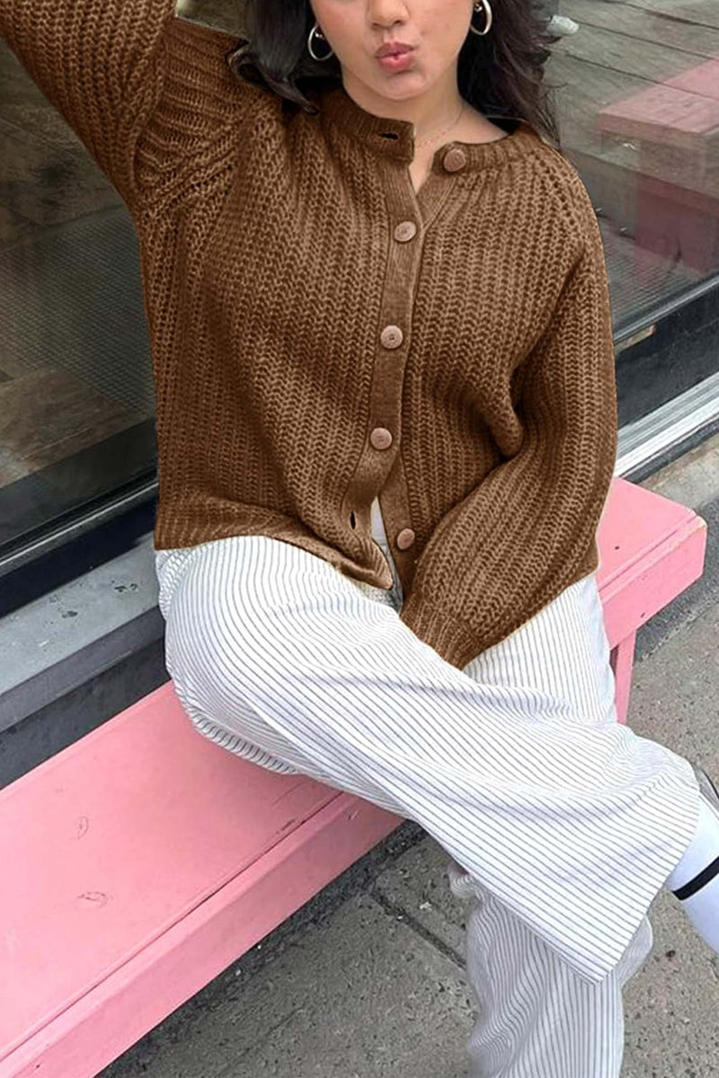 Elegantly Styled Cardigan for Everyday Wear
