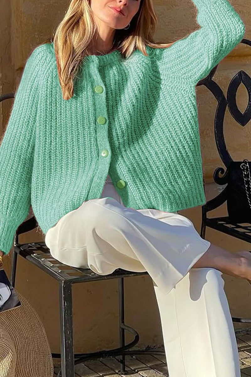 Elegantly Styled Cardigan for Everyday Wear