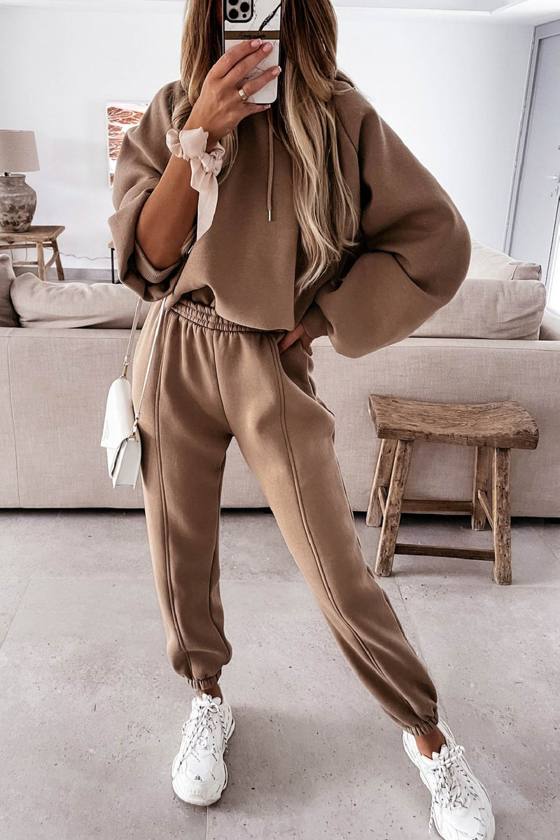 Well Tailored Garment with a Graceful Silhouette