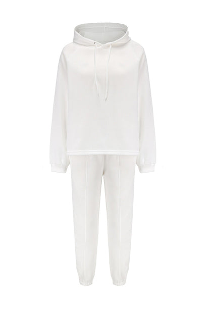 Well Tailored Garment with a Graceful Silhouette