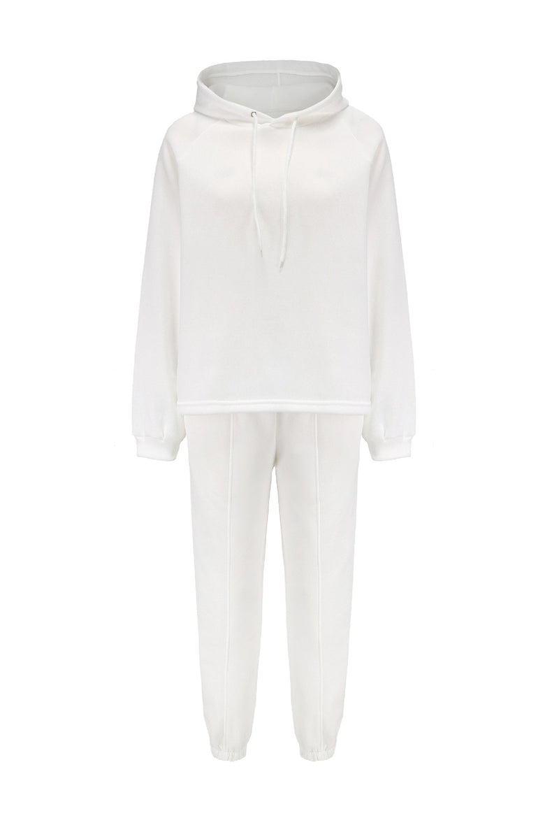 Well Tailored Garment with a Graceful Silhouette