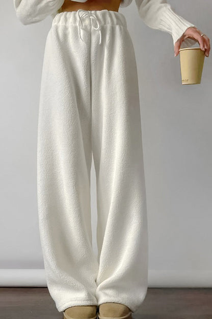 Sophisticated Trousers with a Clean Classic Look