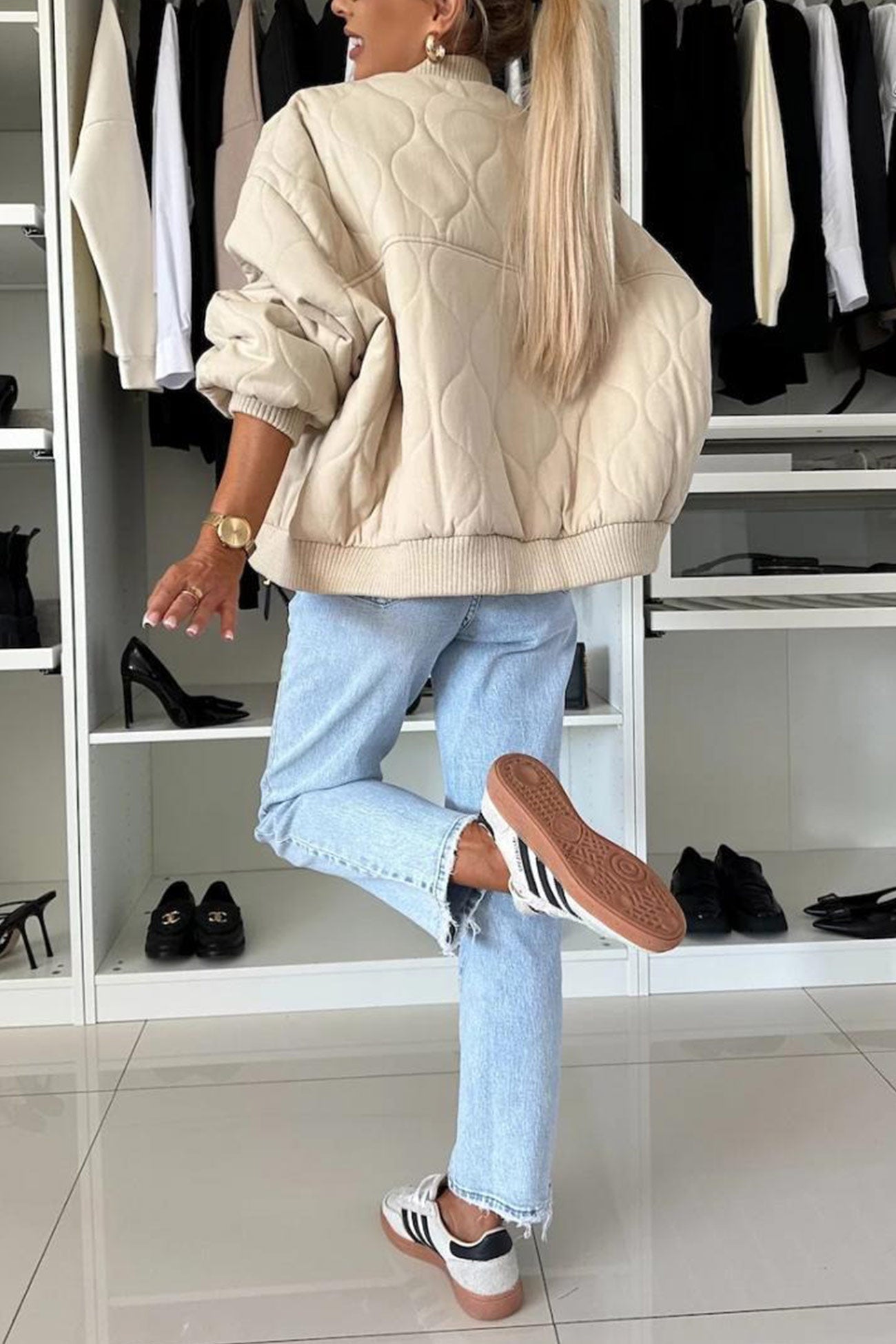 Sophisticated Jacket with a Clean Classic Look