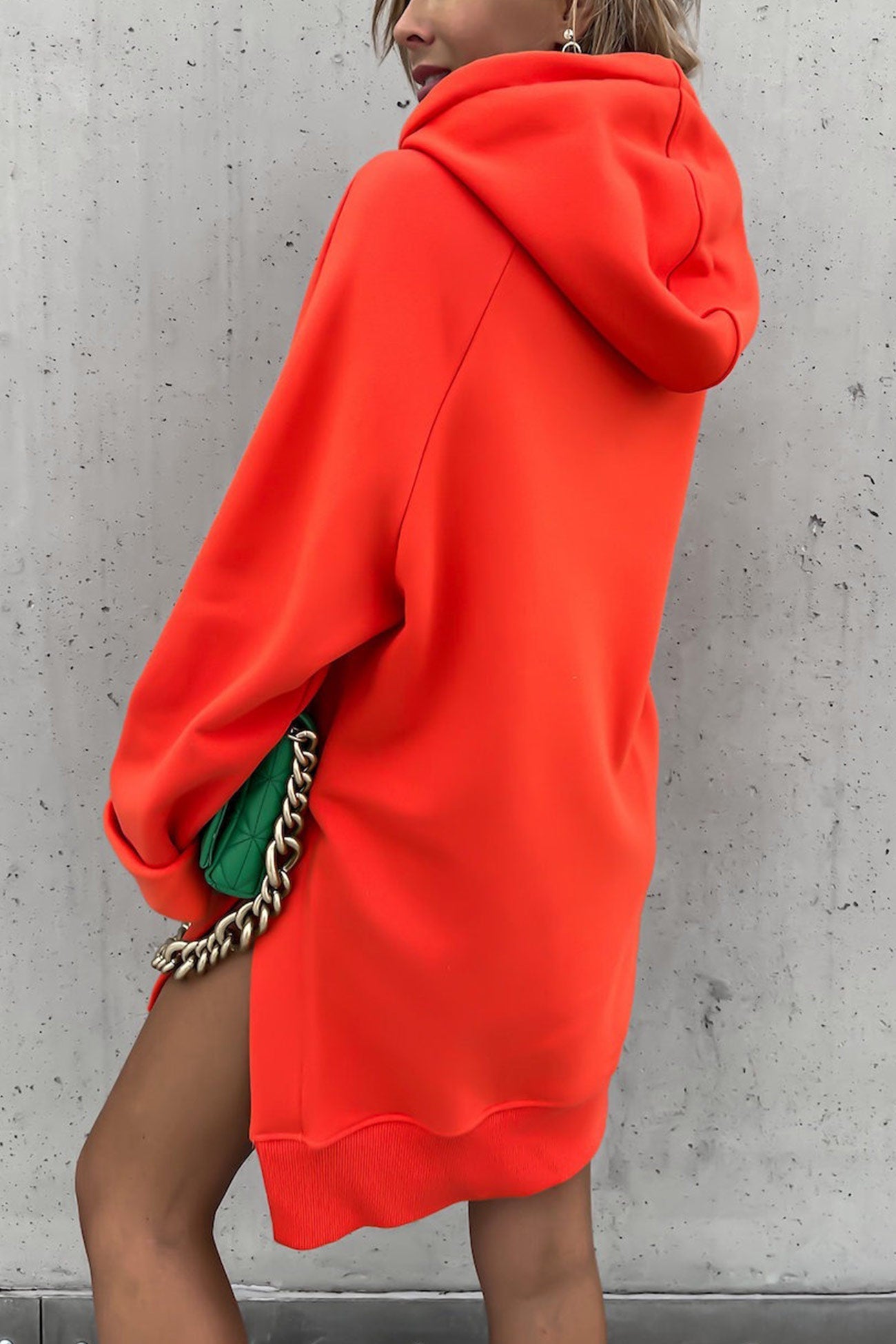 Well Tailored Garment with a Graceful Silhouette
