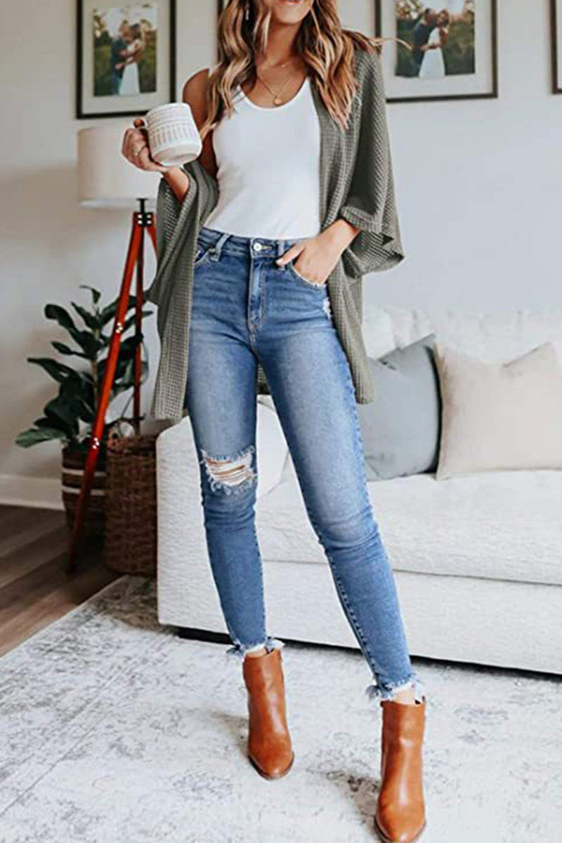 Beautifully Finished Cardigan in a Timeless Design