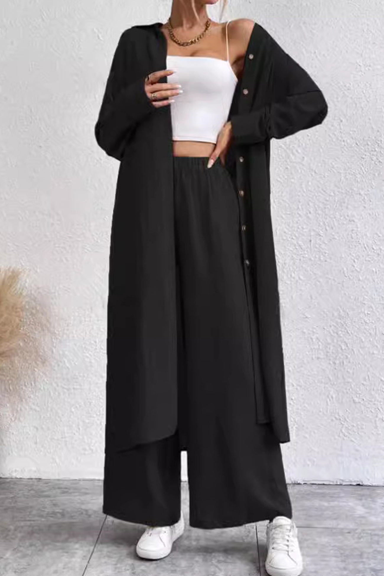 Effortlessly Elegant Shirt with a Timeless Design
