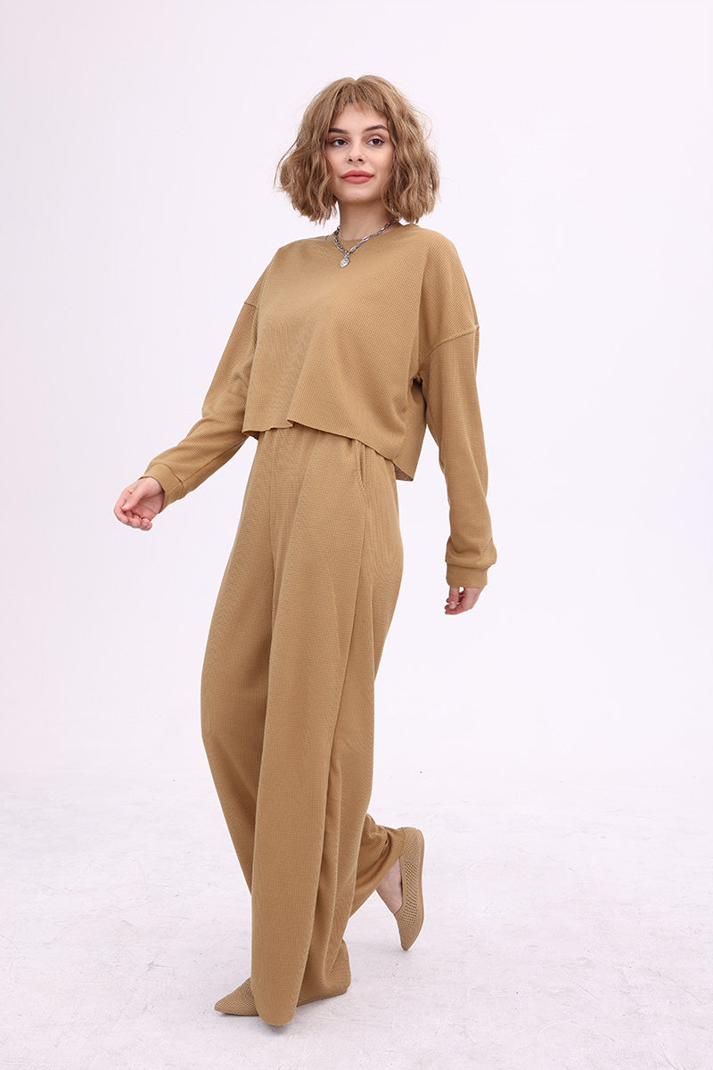 Elegantly Styled Sweater for Everyday Wear