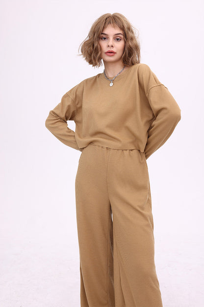 Elegantly Styled Sweater for Everyday Wear