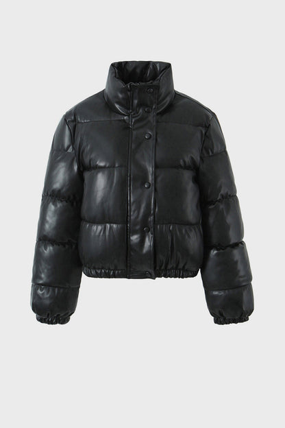 Effortlessly Elegant Jacket with a Timeless Design