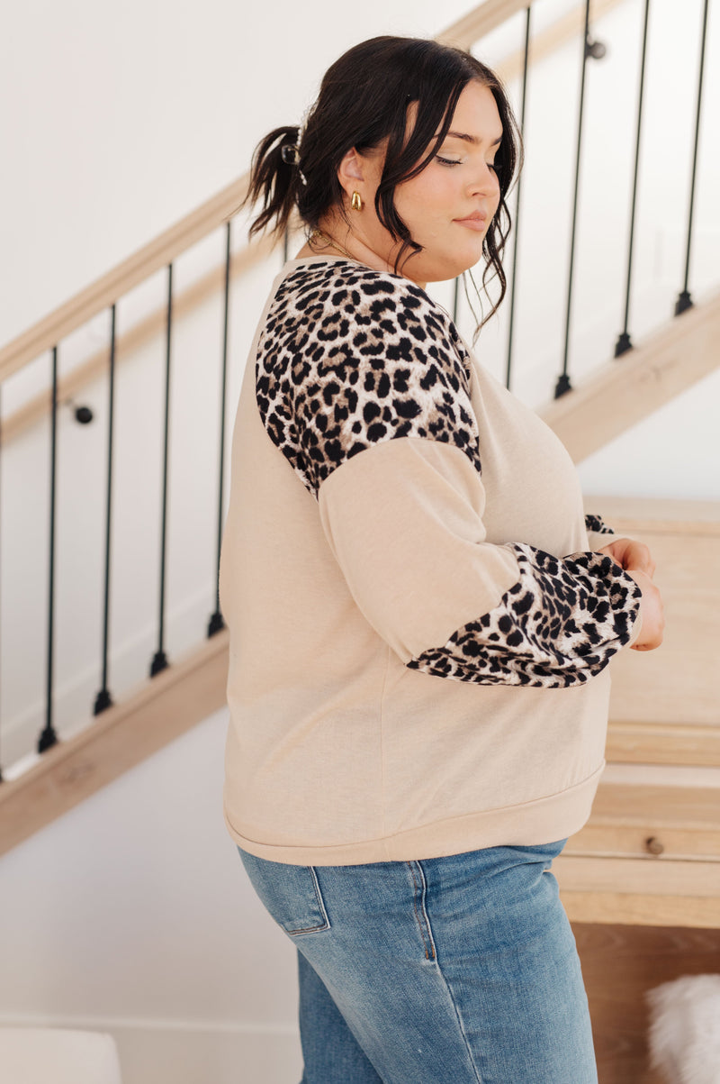 Beautifully Finished Top in a Timeless Design