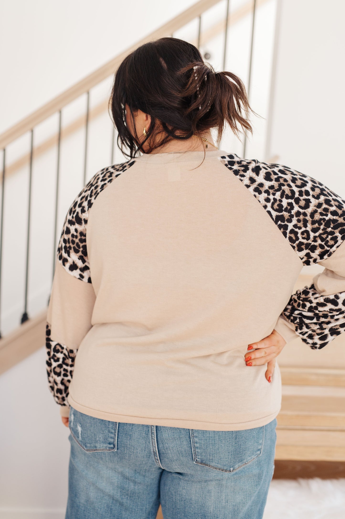 Beautifully Finished Top in a Timeless Design