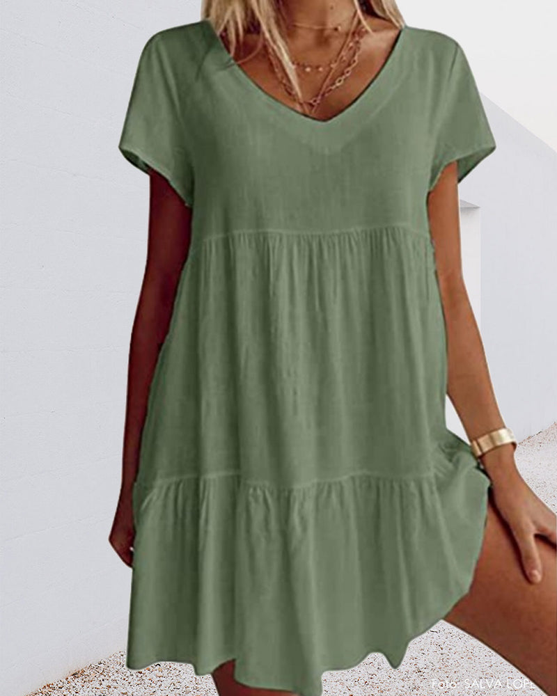 Well Tailored Dress with a Graceful Silhouette
