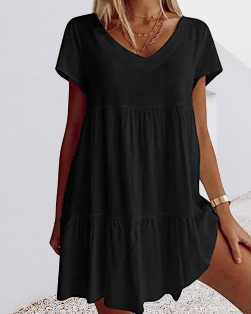 Well Tailored Dress with a Graceful Silhouette