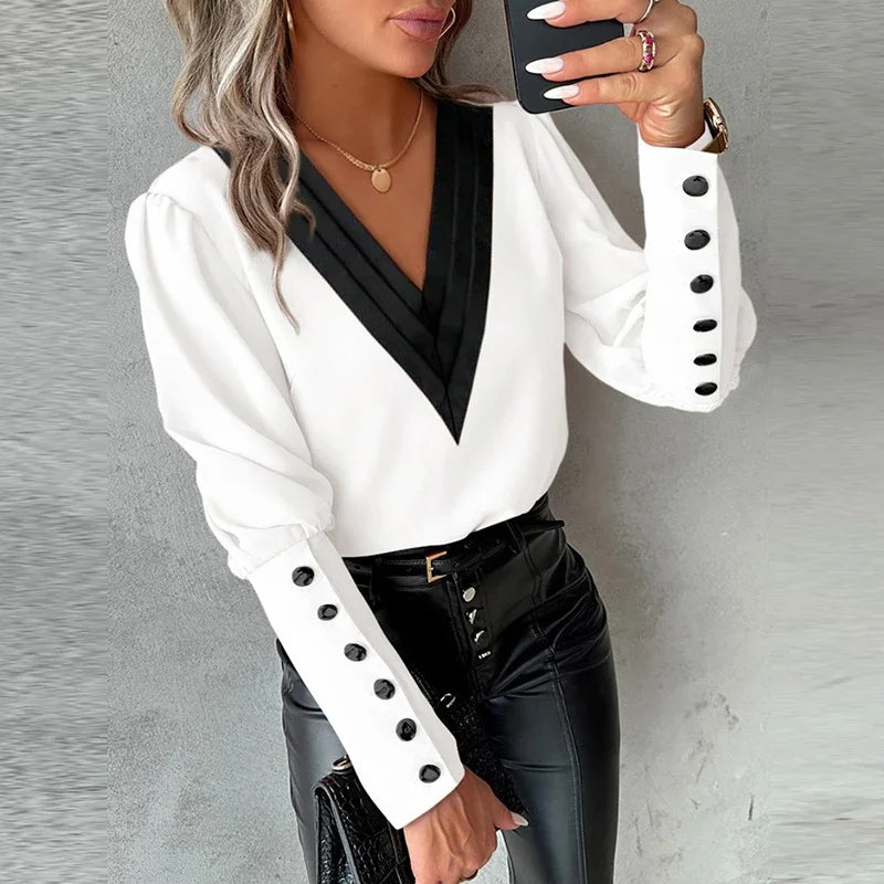 Beautifully Crafted Blouse in a Classic Style
