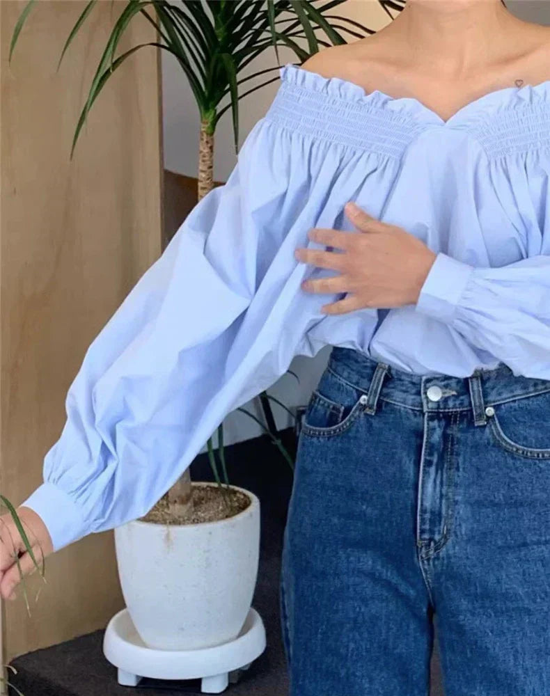Effortlessly Elegant Blouse with a Timeless Design